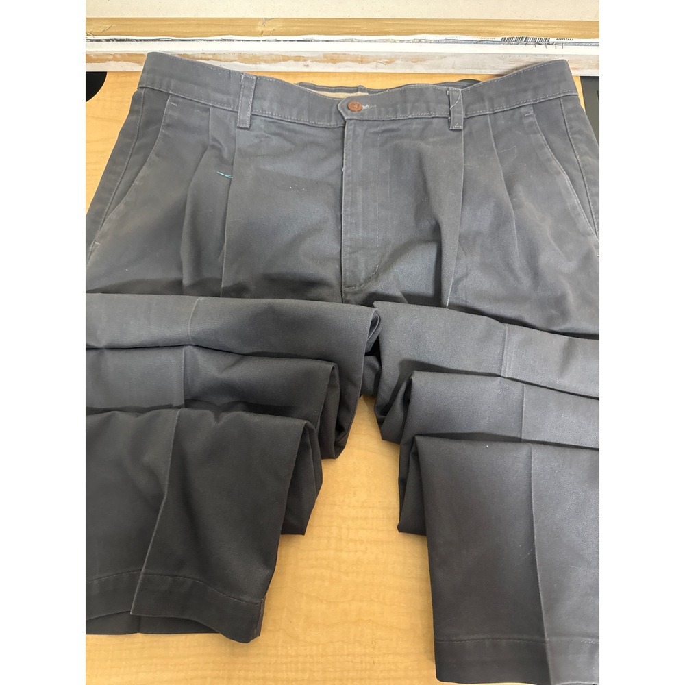 Dockers Mens Gray Pleated Front Chino Pants 100% Cotton Slacks W38 L30